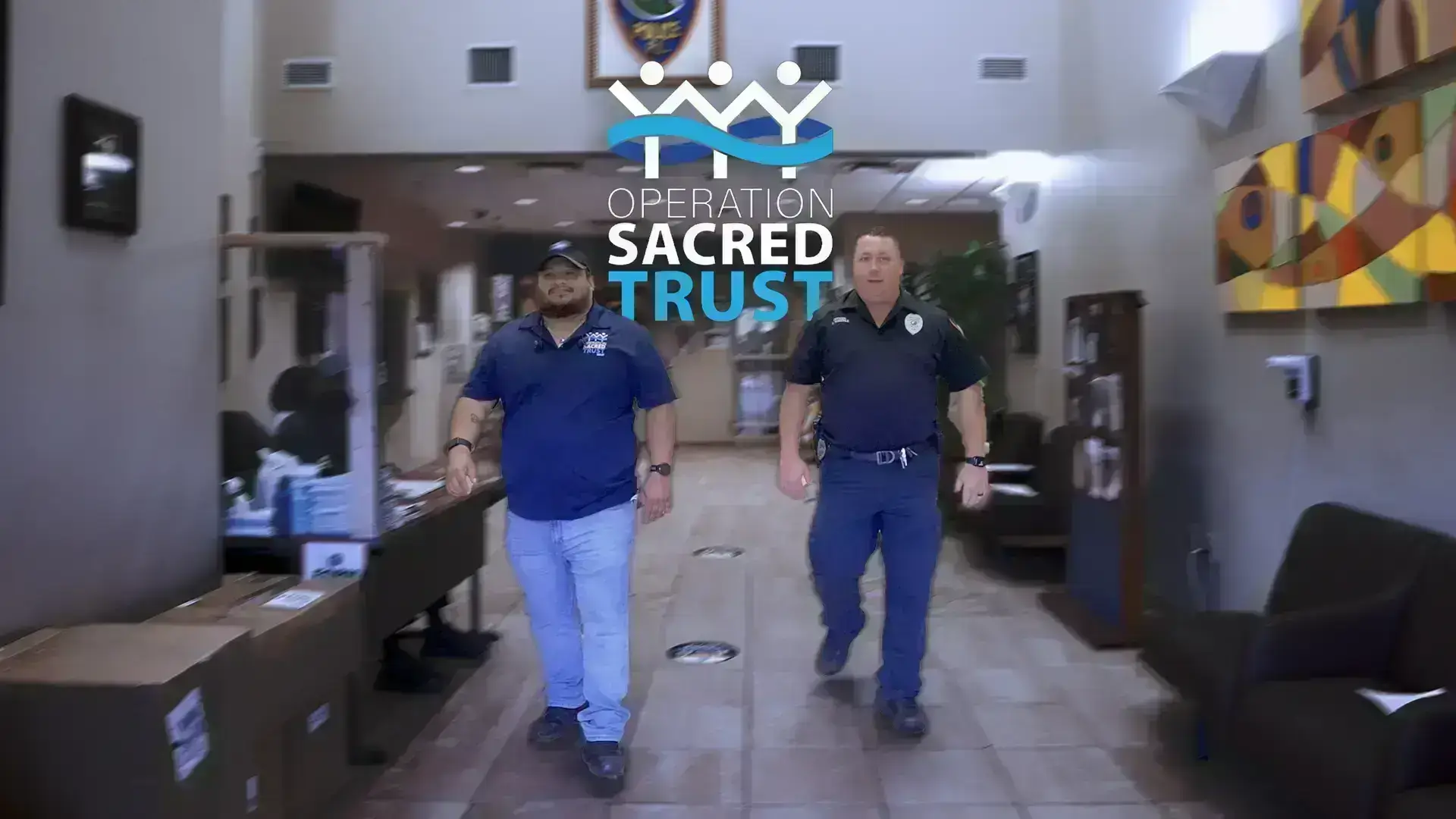 cops helping veterans